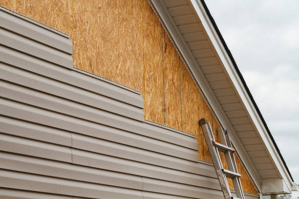 Professional Vinyl Siding technician working in McDonald, PA